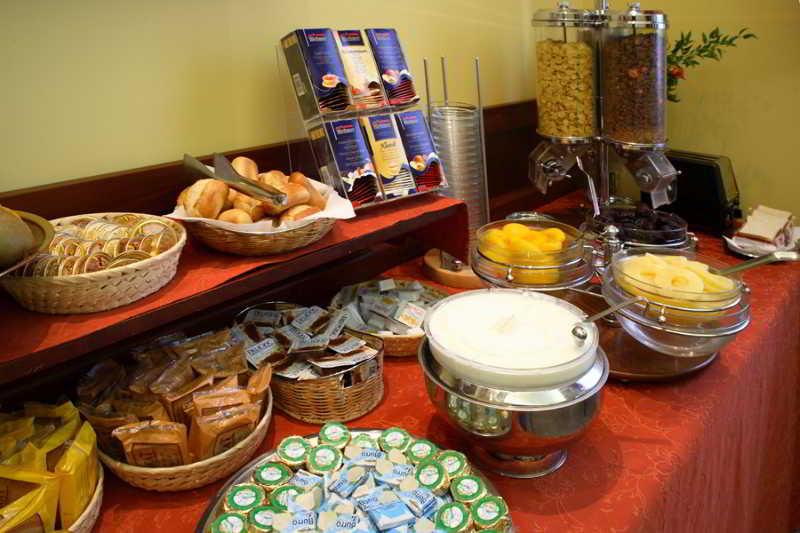 Hotel Astoria 3*